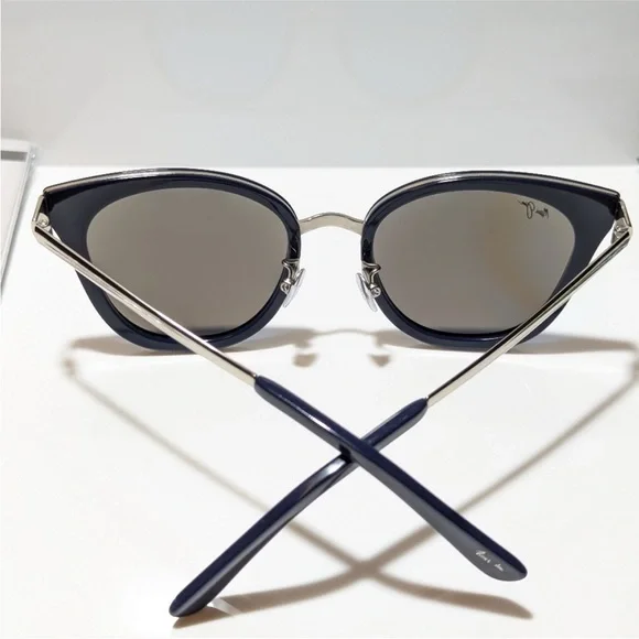 Maui Jim Polarized Wood Rose in Navy with Blue Hawaii Lenses - Picture 6 of 11